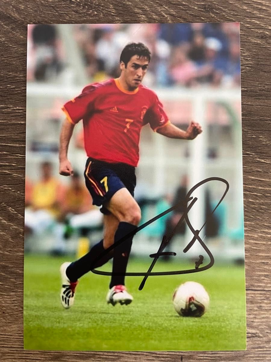 ラウール 直筆サイン入り 写真 オートグラフ ユニフォーム レアル