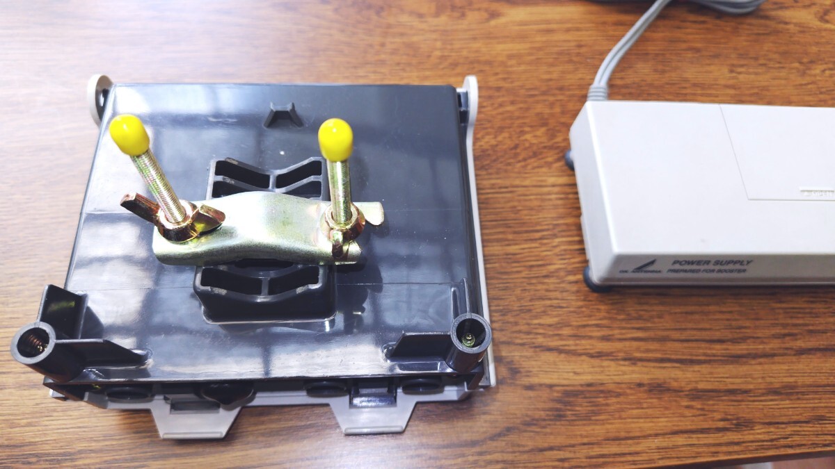 DXアンテナ UHF VHF ブースター 30dB型 BM-311A 電源部PS-34