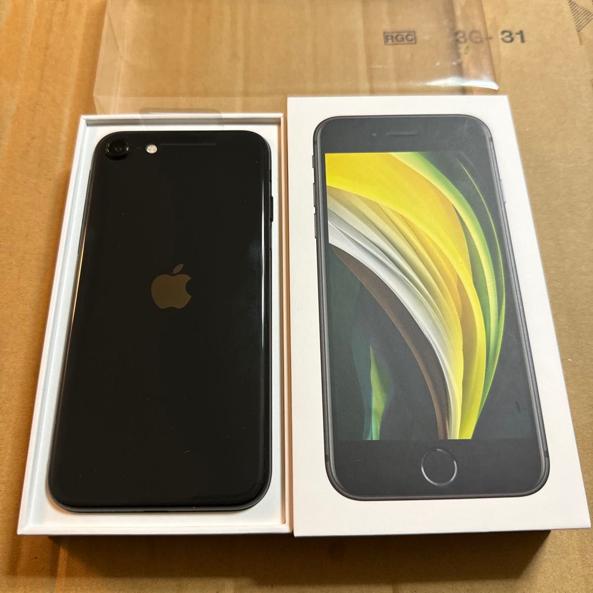 極美品 iPhone SE2 第二世代 64GB ミッドナイト SIMフリー｜Yahoo