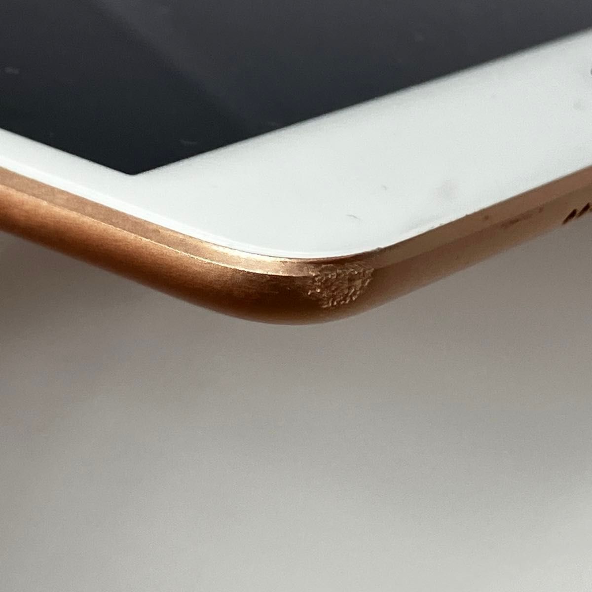 Apple iPad mini 第5世代 256GB Gold Wi-Fi + Cellular SIMフリー