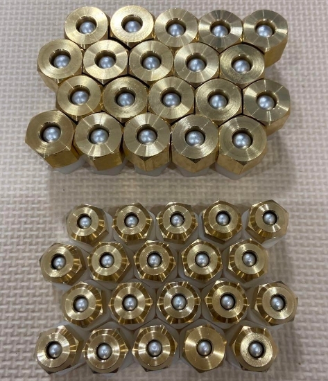 三菱 新品外し エアコン用真鍮フレアナット 2分3分キャップ付き20