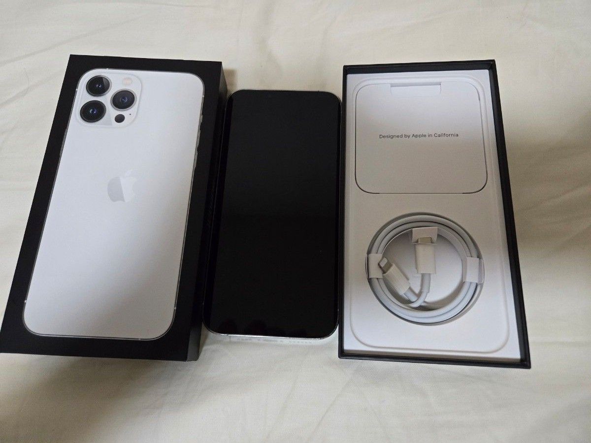 iPhone 13 pro max 256GB シルバー au購入品 Apple アイフォン SIM