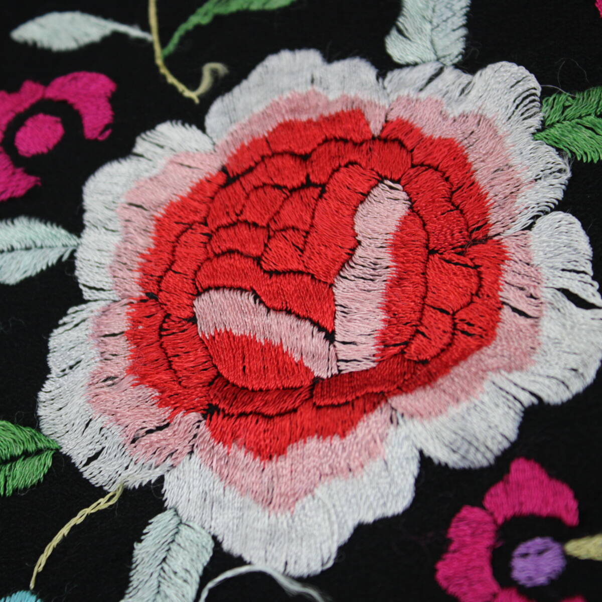 フラメンコ用衣装 大判】ブラック 多色刺繍 花柄 マントン シージョ