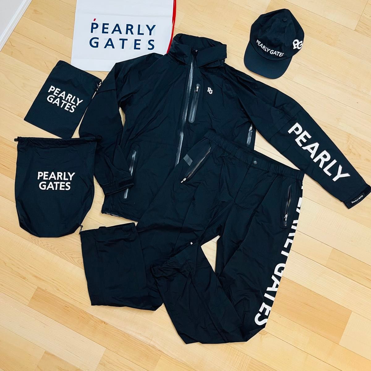 極美品 パーリーゲイツ レインウェア 上下 キャップセット 収納袋付き