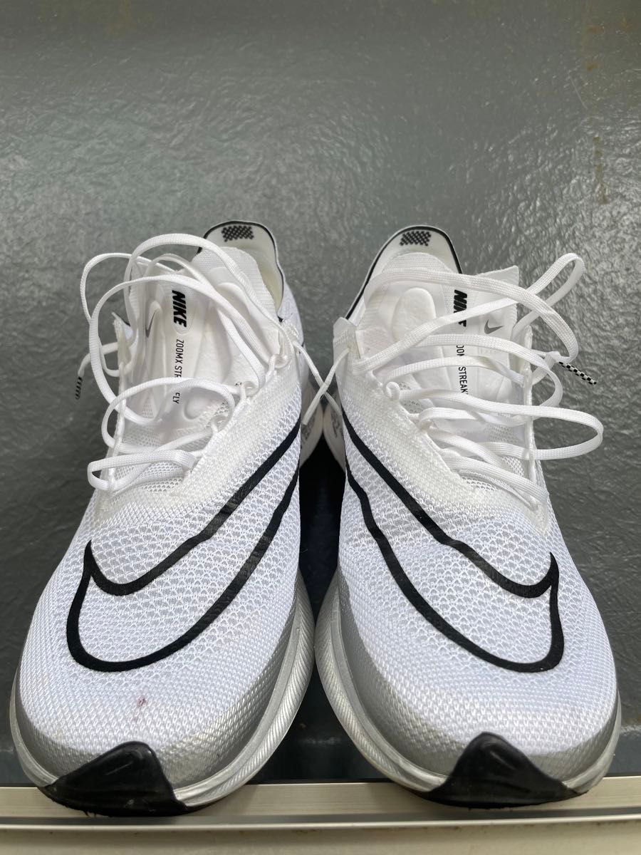 ナイキ ストリークフライ 27 5cm 白 中古｜Yahoo!フリマ（旧PayPayフリマ）