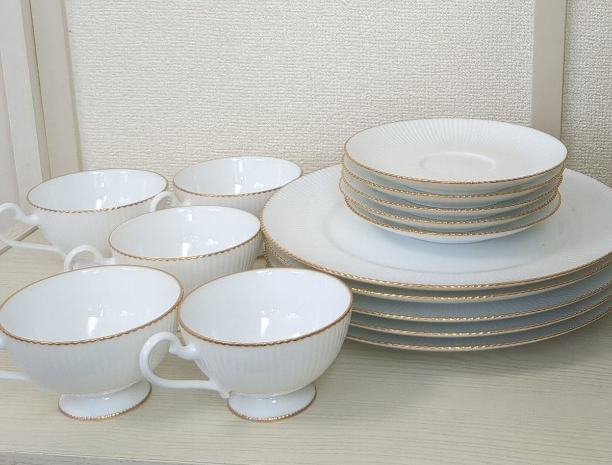 ノリタケ ダイヤモンドコレクション カップ&ソーサー＋ケーキ皿 5