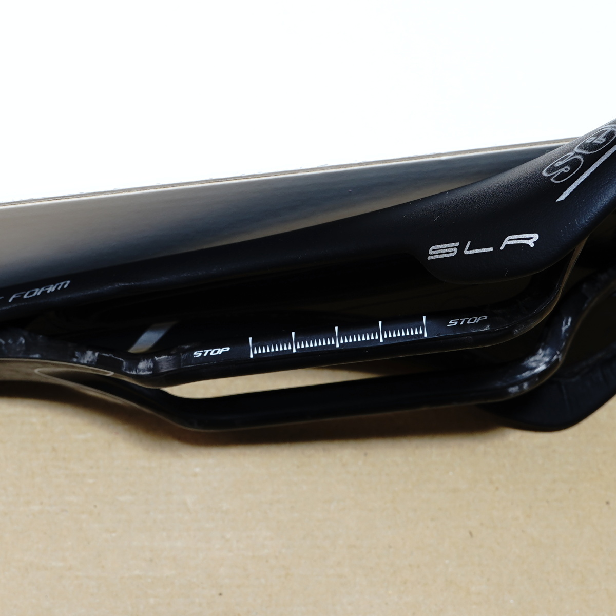 selle ITALIA SLR Kit Carbonio Flow S2 W130mm x L275mm セライタリア