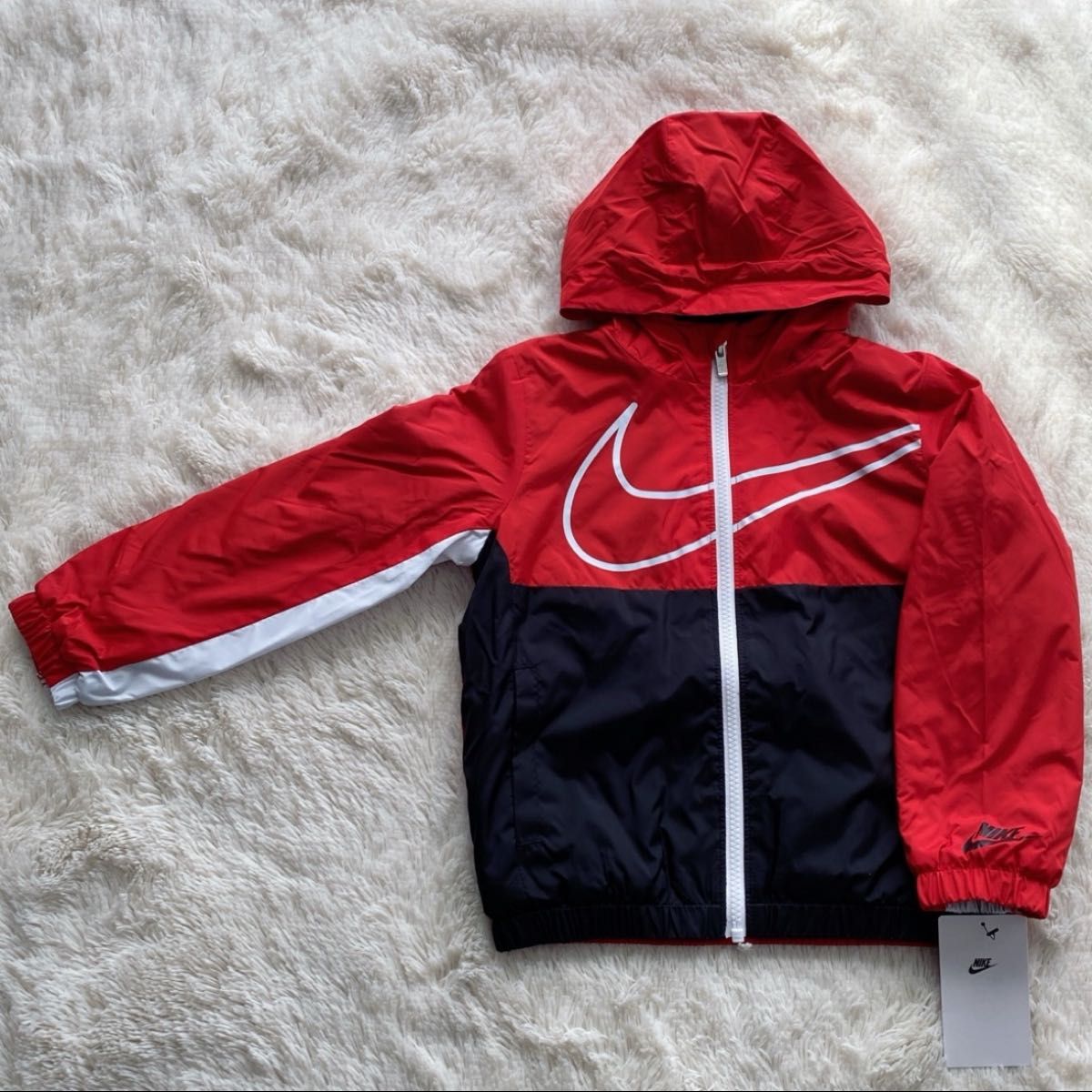 新品未使用】NIKE ナイキ 赤 ウインドブレーカー アウター 100｜Yahoo