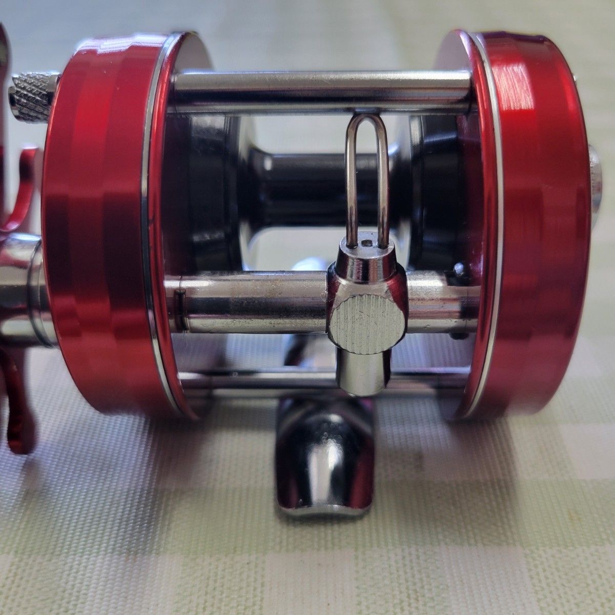 アブ ガルシア アンバサダー 2500C レッド カスタム Abu Garcia