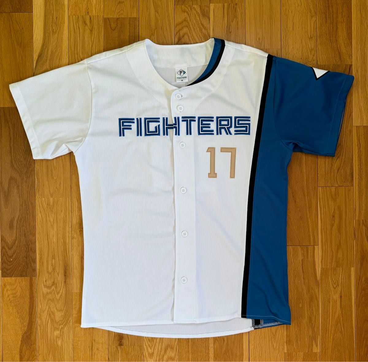 北海道日本ハムファイターズ17 伊藤大海 ユニフォーム Mサイズ 野球