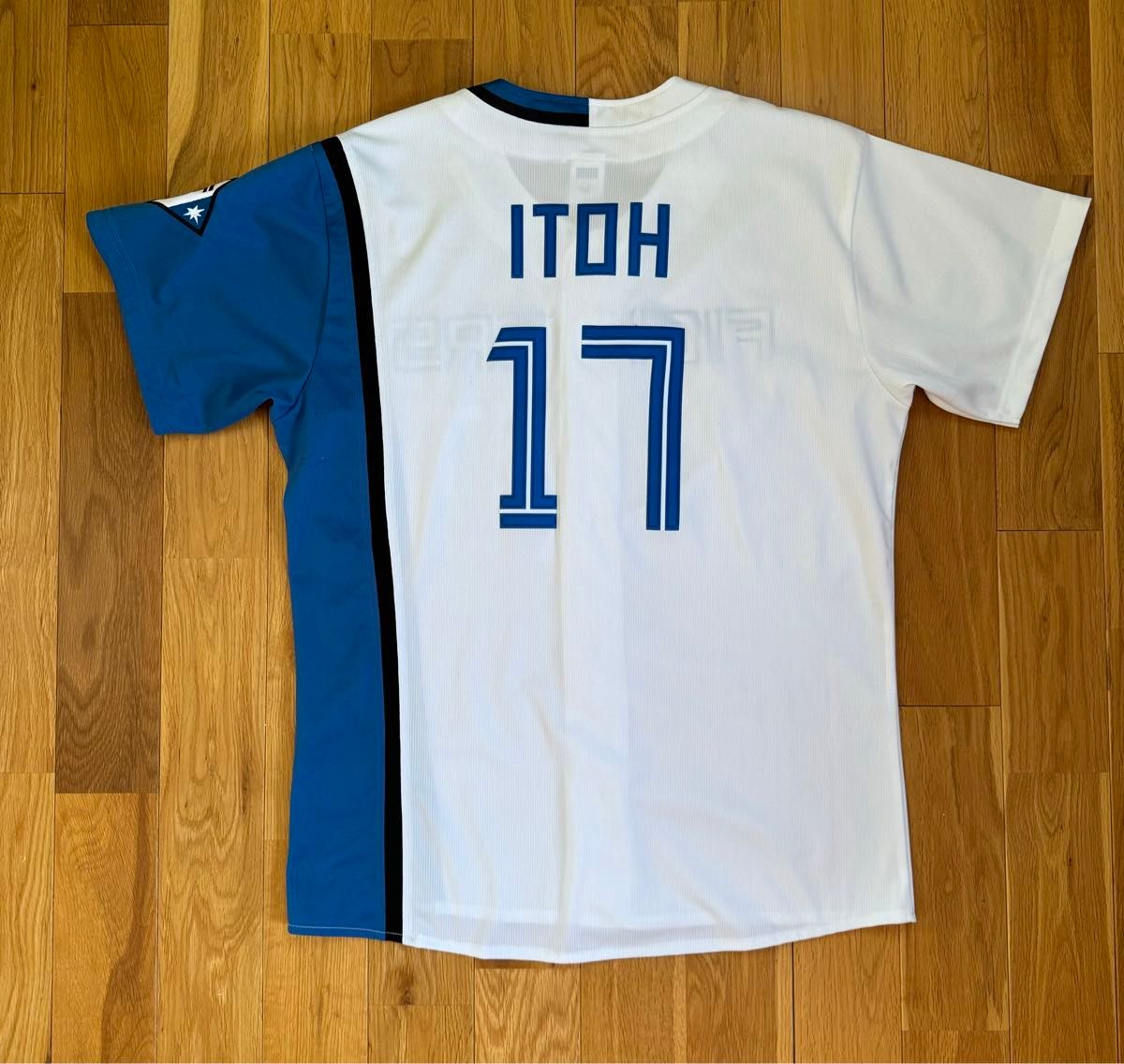 北海道日本ハムファイターズ17 伊藤大海 ユニフォーム Mサイズ 野球