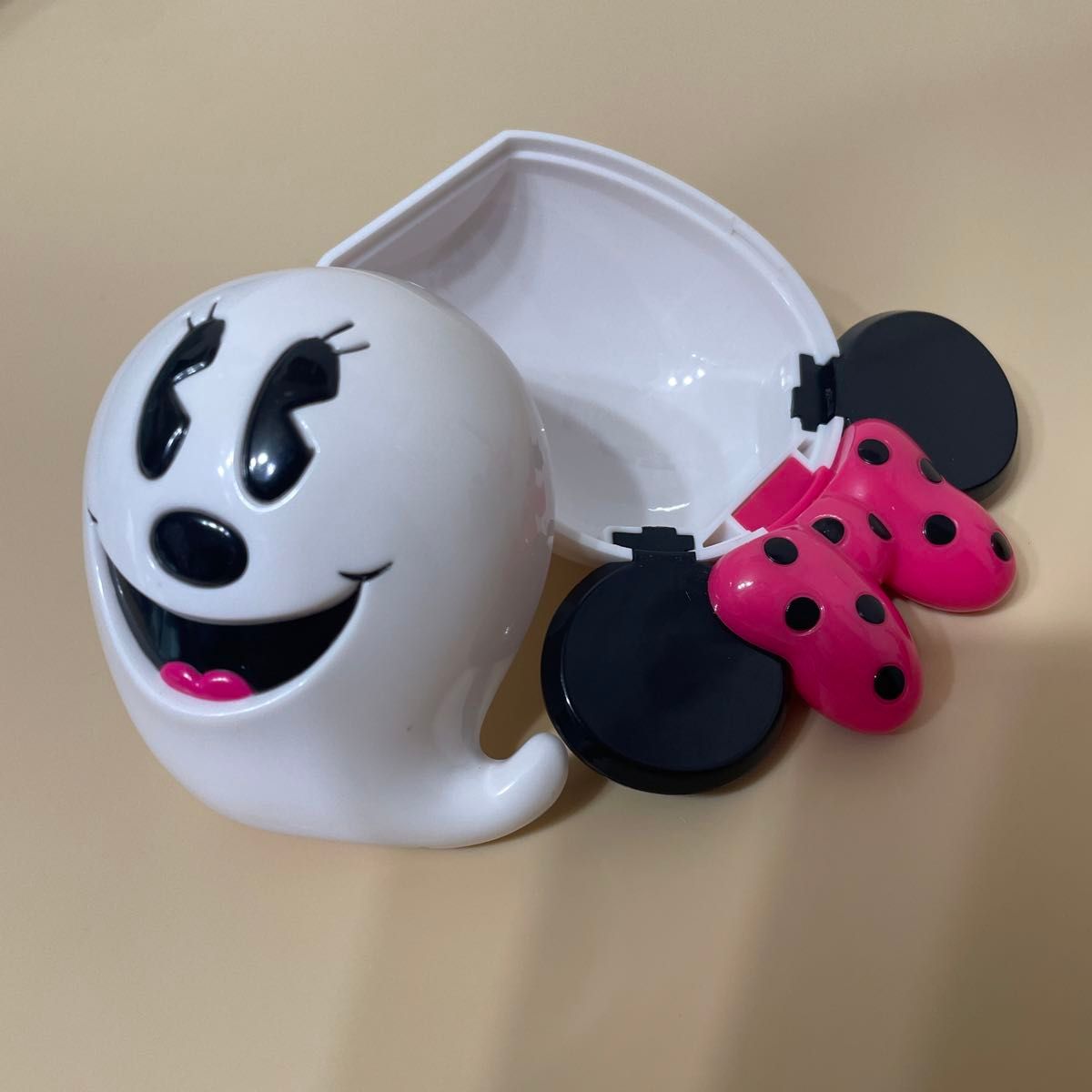 ディズニーリゾート ハロウィン お菓子入れ キャンディ ケース