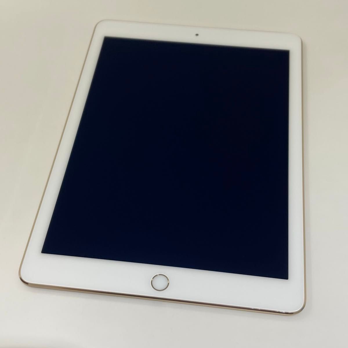 iPad Air2 ゴールド 64GB Wi-Fiモデル Apple 中古 美品 動作確認済