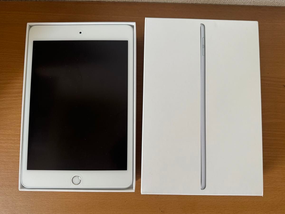 美品 】iPad Mini 第5世代 Wi-Fi 64GB シルバー MUQX2J/A A2133 動作