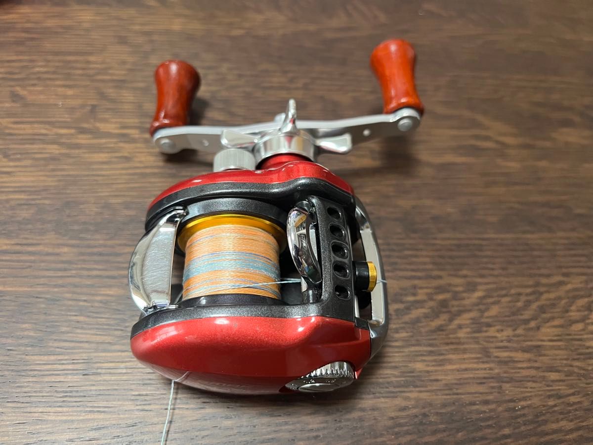 ダイワ スマックレッドチューン100L Daiwa SMAK Red Tune 100L