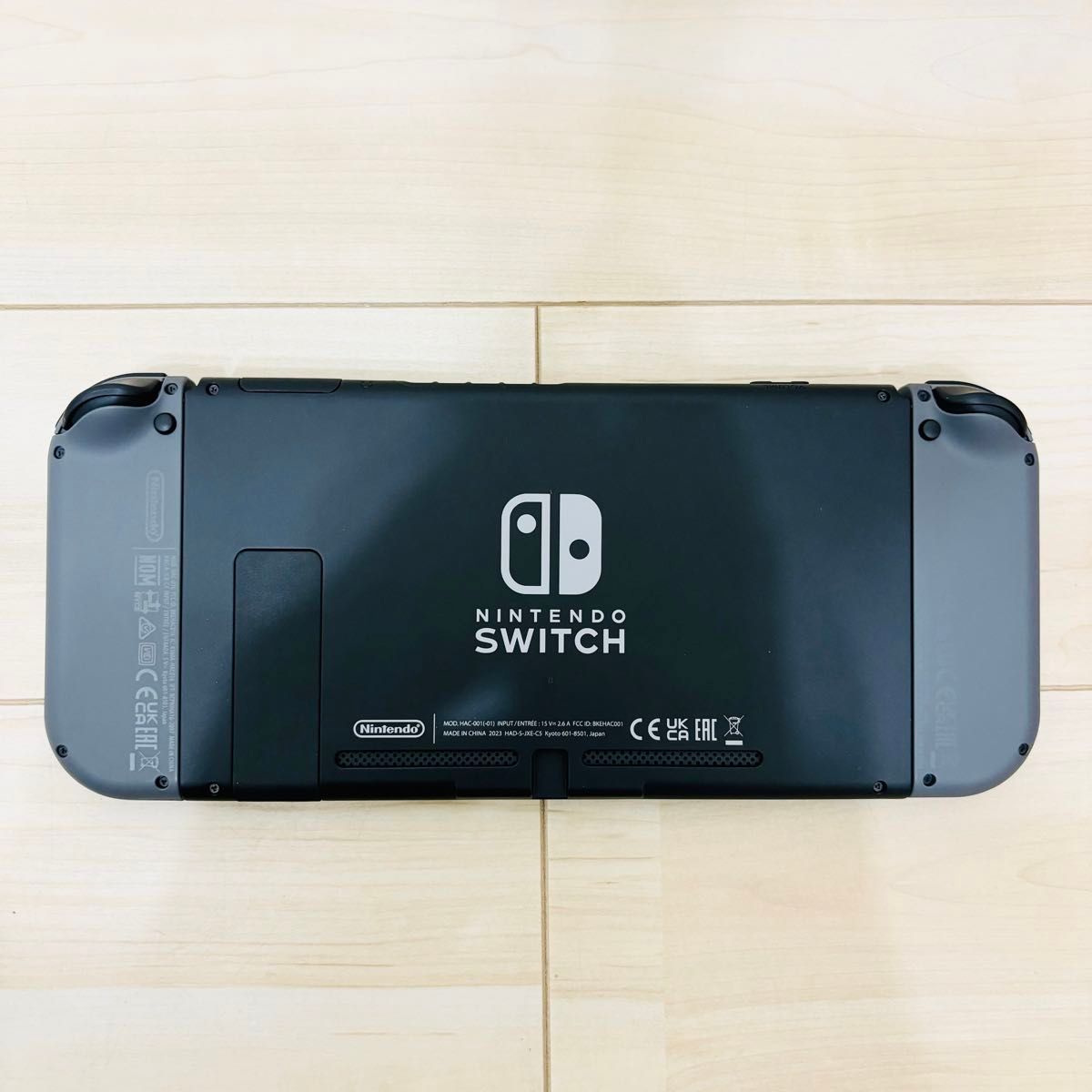 未使用に近い】2024年8月購入 バッテリー強化版 Nintendo Switch