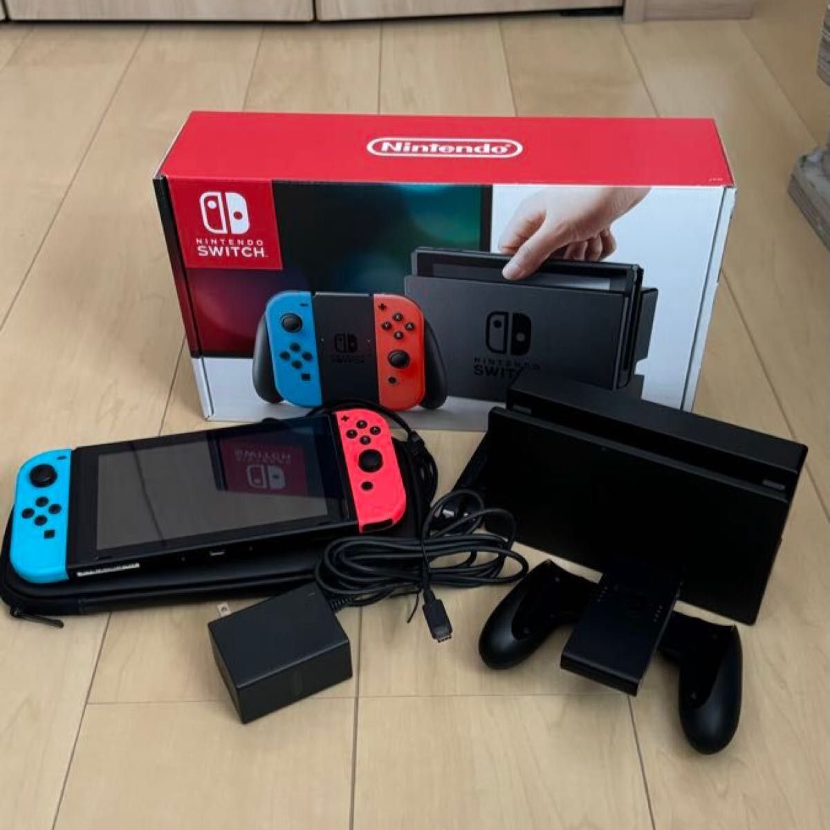 Nintendo Switch 本体/ニンテンドースイッチ/動作確認済/初期化済