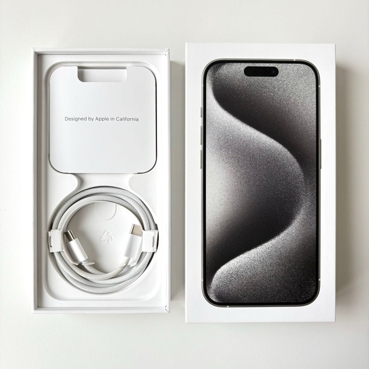 美品】iPhone 15 Pro ホワイトチタニウム 1TB SIMフリー おまけ付き