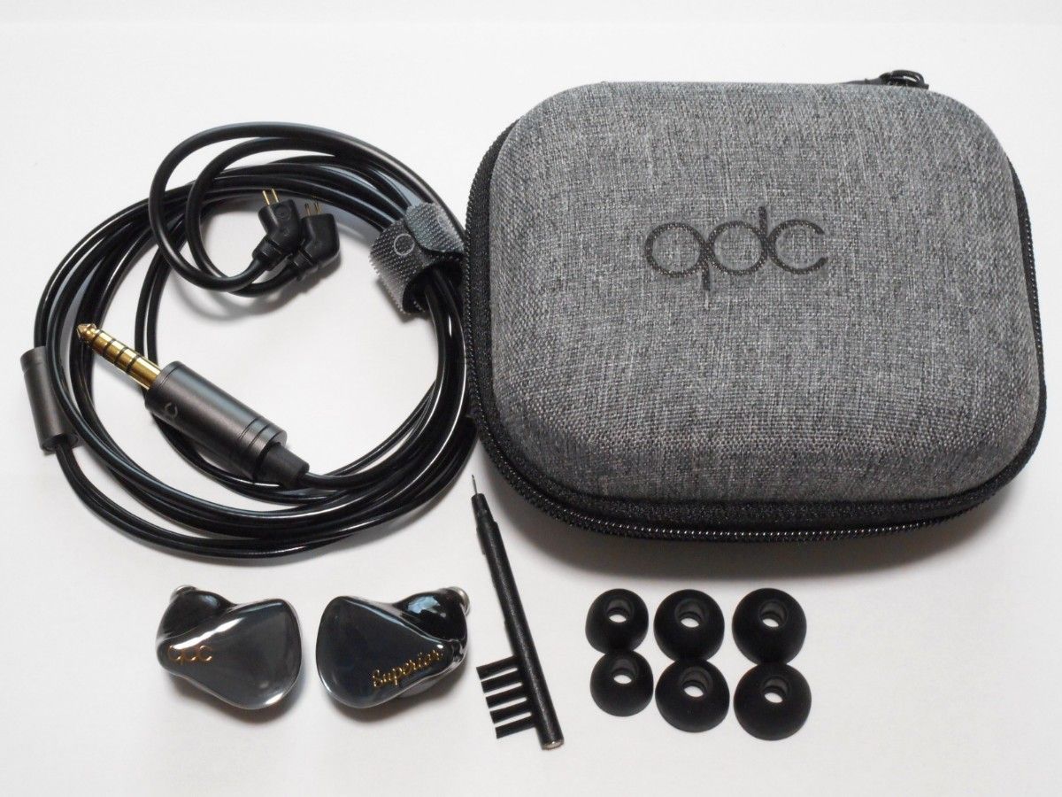 qdc SUPERIOR Piano Blackバランスケーブルおまけ付き