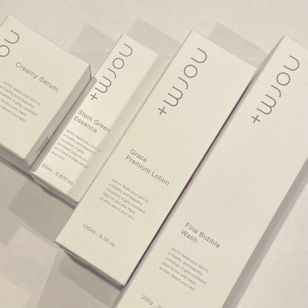 新品 未使用未開封] 愛沢えみりさんプロデュースのnorm+ 4個セット