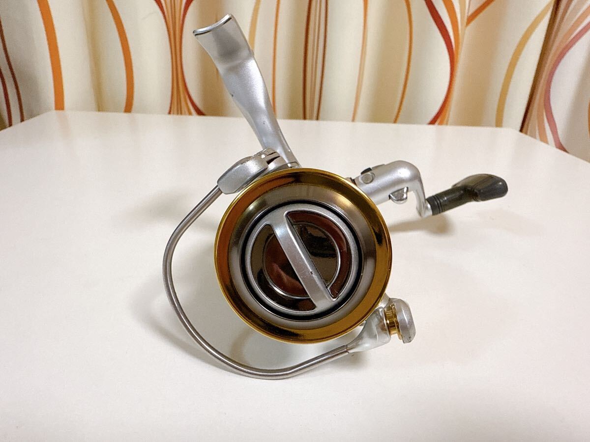 希少品 ダイワ 04 ルビアス 2506 DAIWA LUVIAS スピニングリール