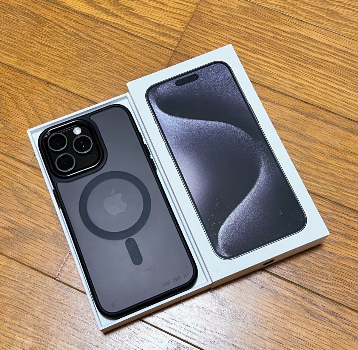 Apple 国内版 【SIMフリー】 iPhone 15 Pro Max 1TB ブラック