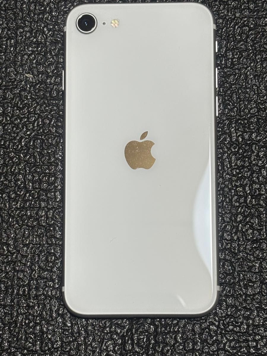 iPhone SE 第2世代 64GB ホワイト SIMフリー バッテリー最大容量90