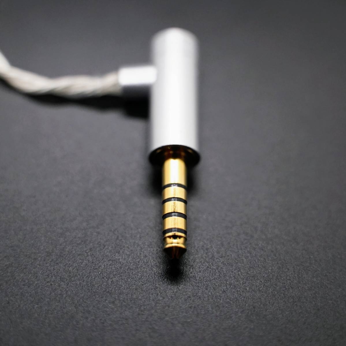 最高峰7N 超冷凍製単結晶銅銀メッキ リケーブル2Pin/4 4mmL字バランス