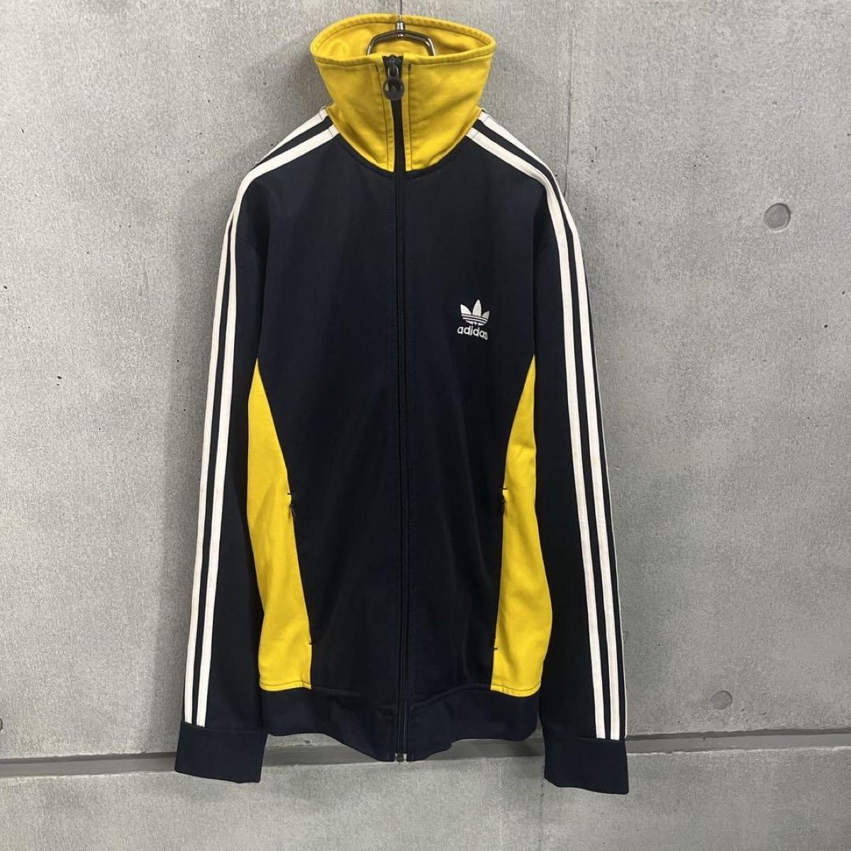アディダス adidas トラックジャケット ジャージ ネイビー イエロー