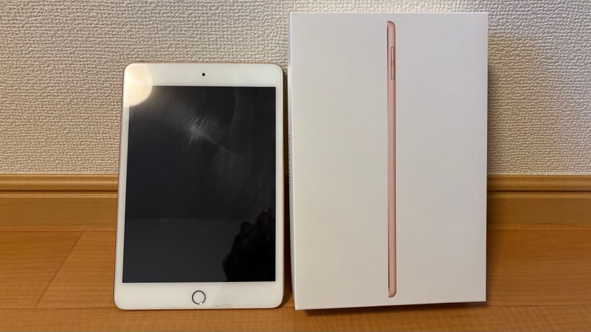 iPadminiWi-Fi+Cellular 第5世代ゴールド64G箱充電極美品 極美品