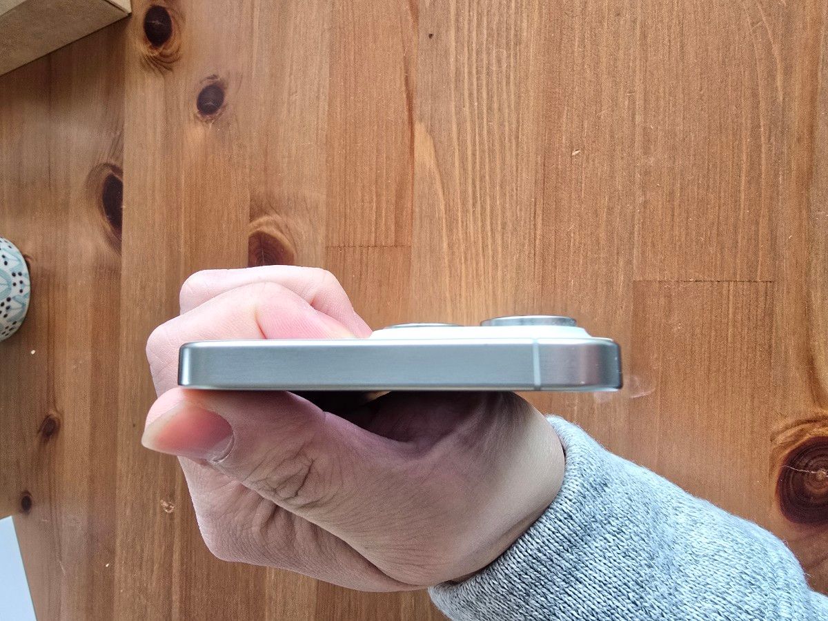 iphone 15 pro max 512g 白 バッテリー89%｜Yahoo!フリマ（旧PayPay