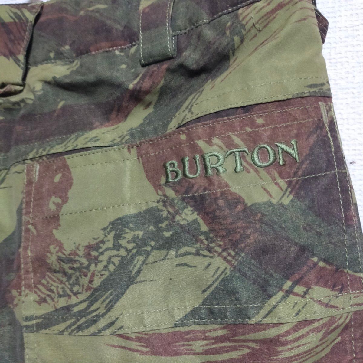 BURTON バートン Living Lining スノーボード パンツ 迷彩