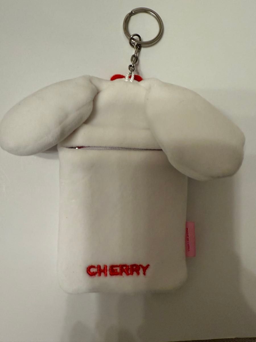 iveウォニョン チェリー minive フェイスキーリングトレカケース