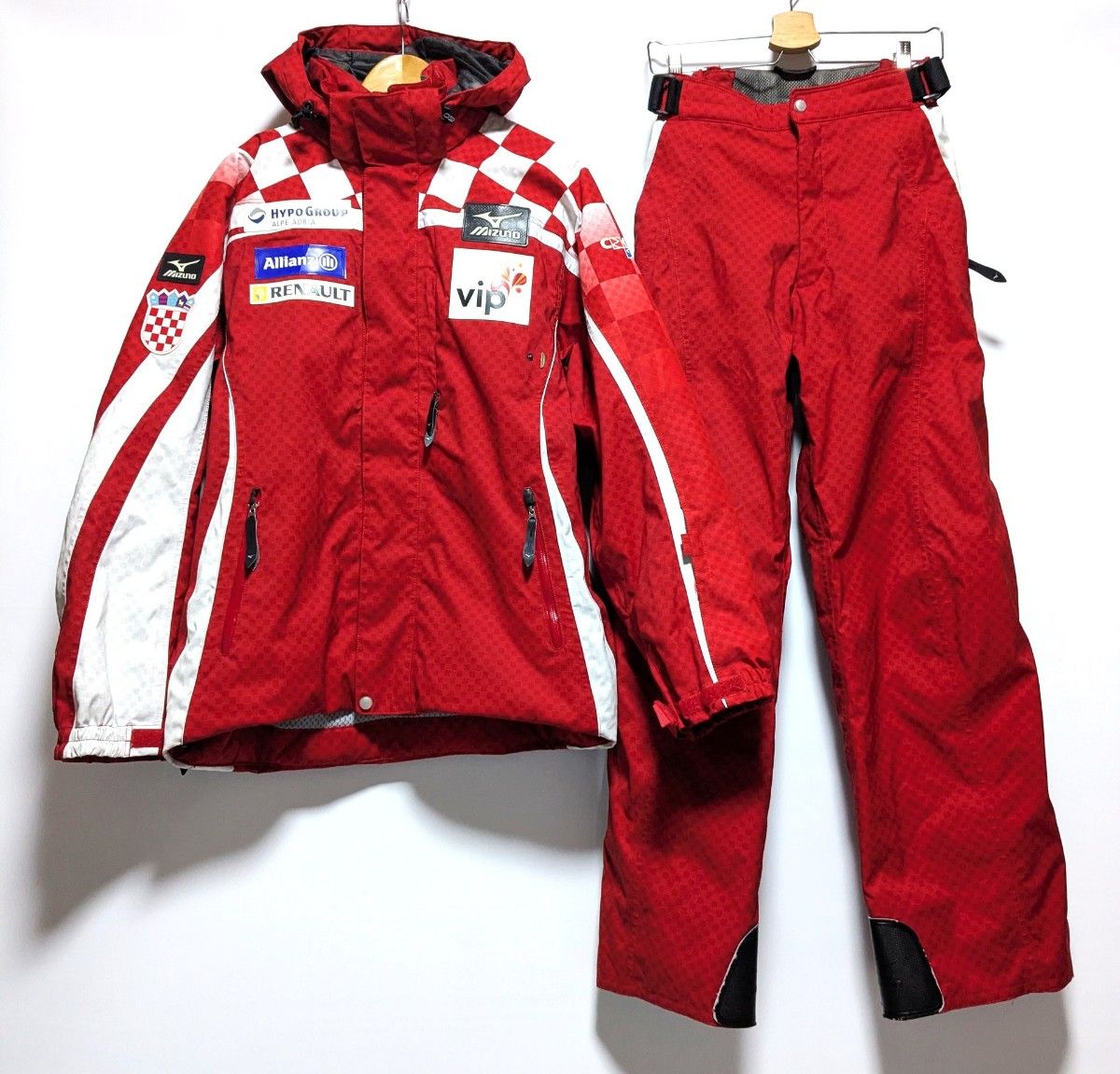 極美品 ミズノ クロアチア代表着用 スキーウェア 上下セット 中綿