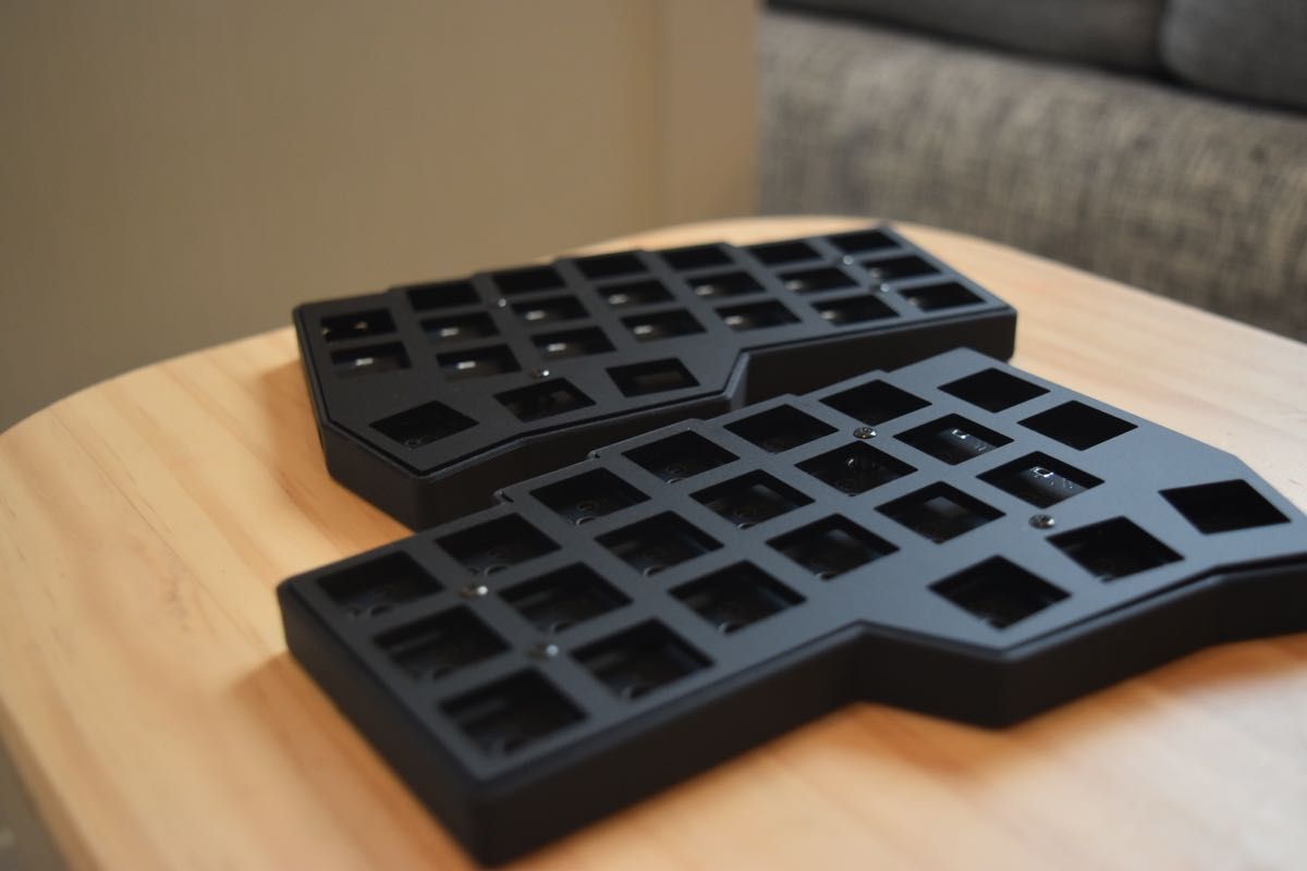 ham様専用】corne v4 cherry 完成品 ベアボーン マットブラック｜Yahoo