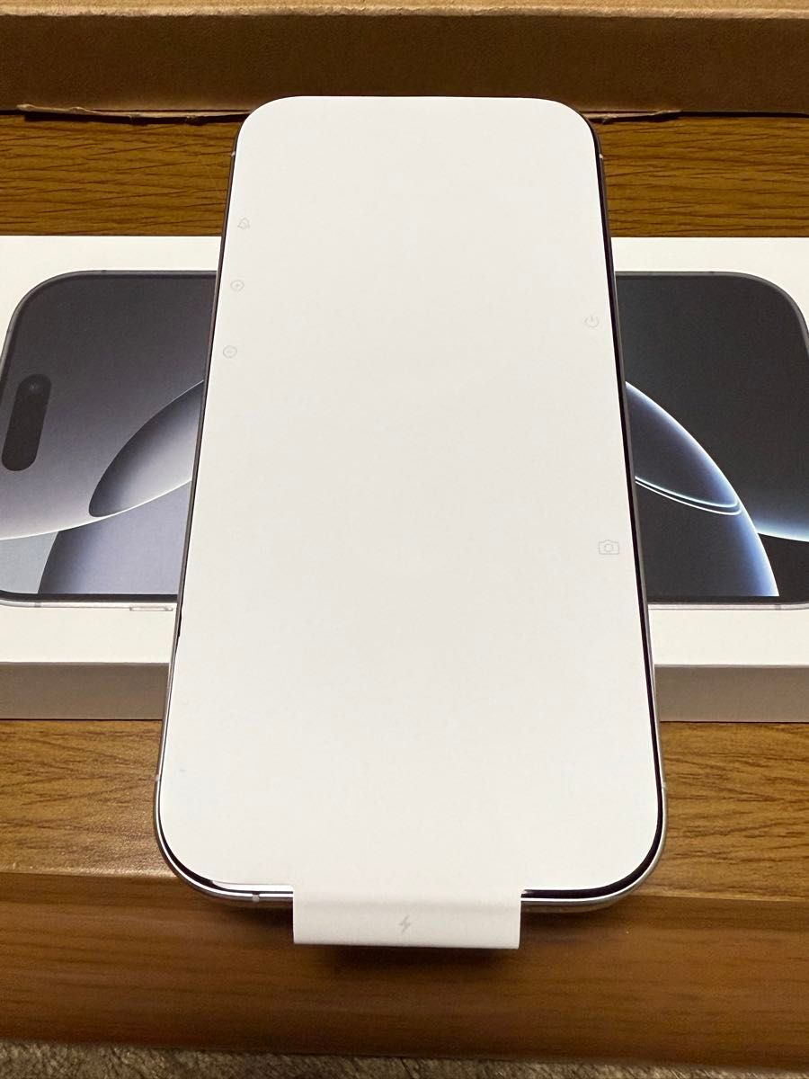 本日限定 極美品 iPhone 16 Pro 256GB ホワイトチタニウム｜Yahoo
