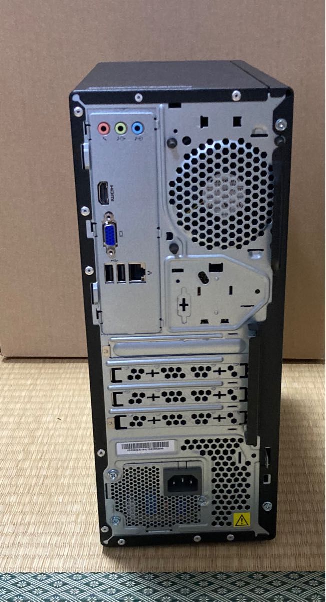 Lenovo V55t-15ARE 11KGCTO1WW Mini-Tower AMD Ryzen 5 4600G 8GB PC