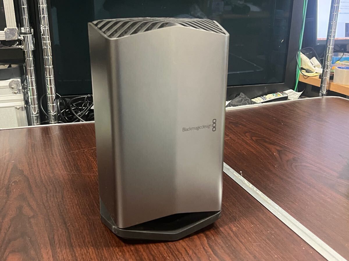 Yahoo!オークション - Blackmagic eGPU Pro Vega56中古美品