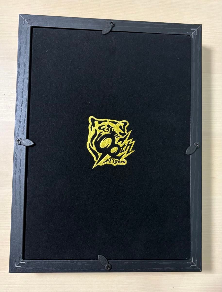 阪神タイガース90周年記念歴代優勝ペナント型ピンバッジセット・2025年