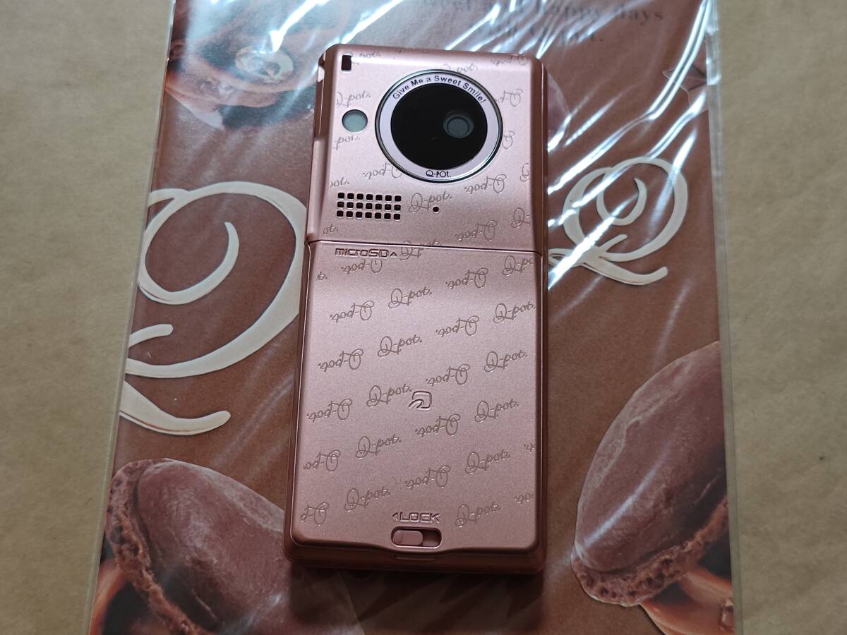 超美品 ドコモ Q-pot 携帯電話 SH-04B Melty Strawberry(P) ピンク