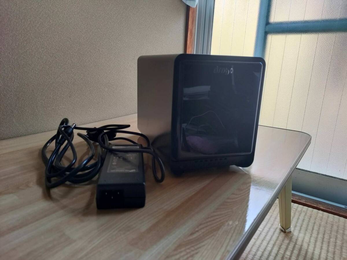 Yahoo!オークション - Drobo Drobo 5N2 NASケース DRDS5-A 動作未確認