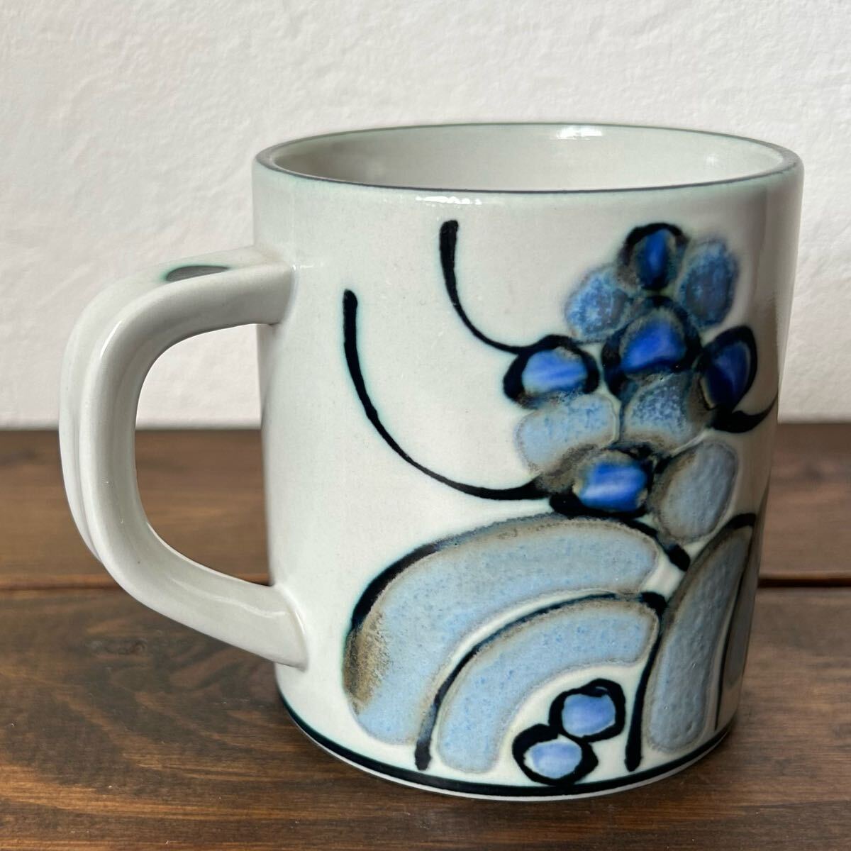 ロイヤルコペンハーゲン 1974 イヤーマグ smallサイズ｜Yahoo!フリマ