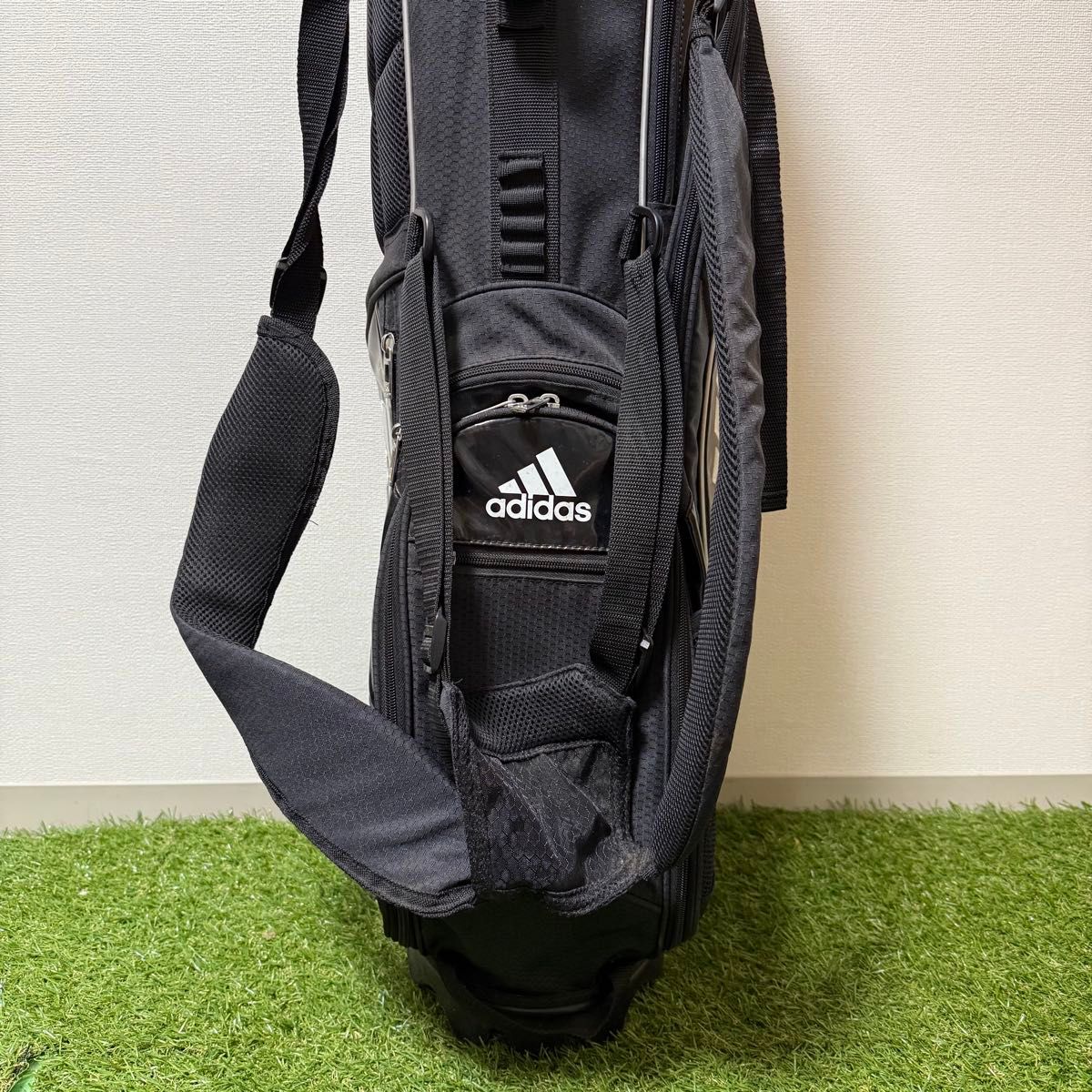 adidas アディダス スタンド式 キャディバッグ ゴルフバッグ フード