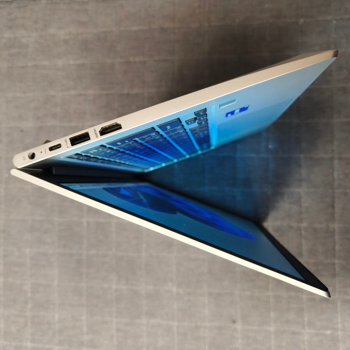 2024年2月 HP 超美品 爆速 13世代 i5 32GB 新品 1TB 33 Elitebook 630