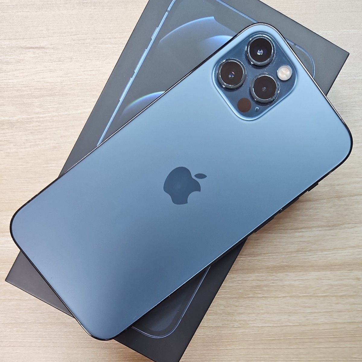 iPhone 12 Pro パシフィックブルー 128GB BT81% おまけケース付き