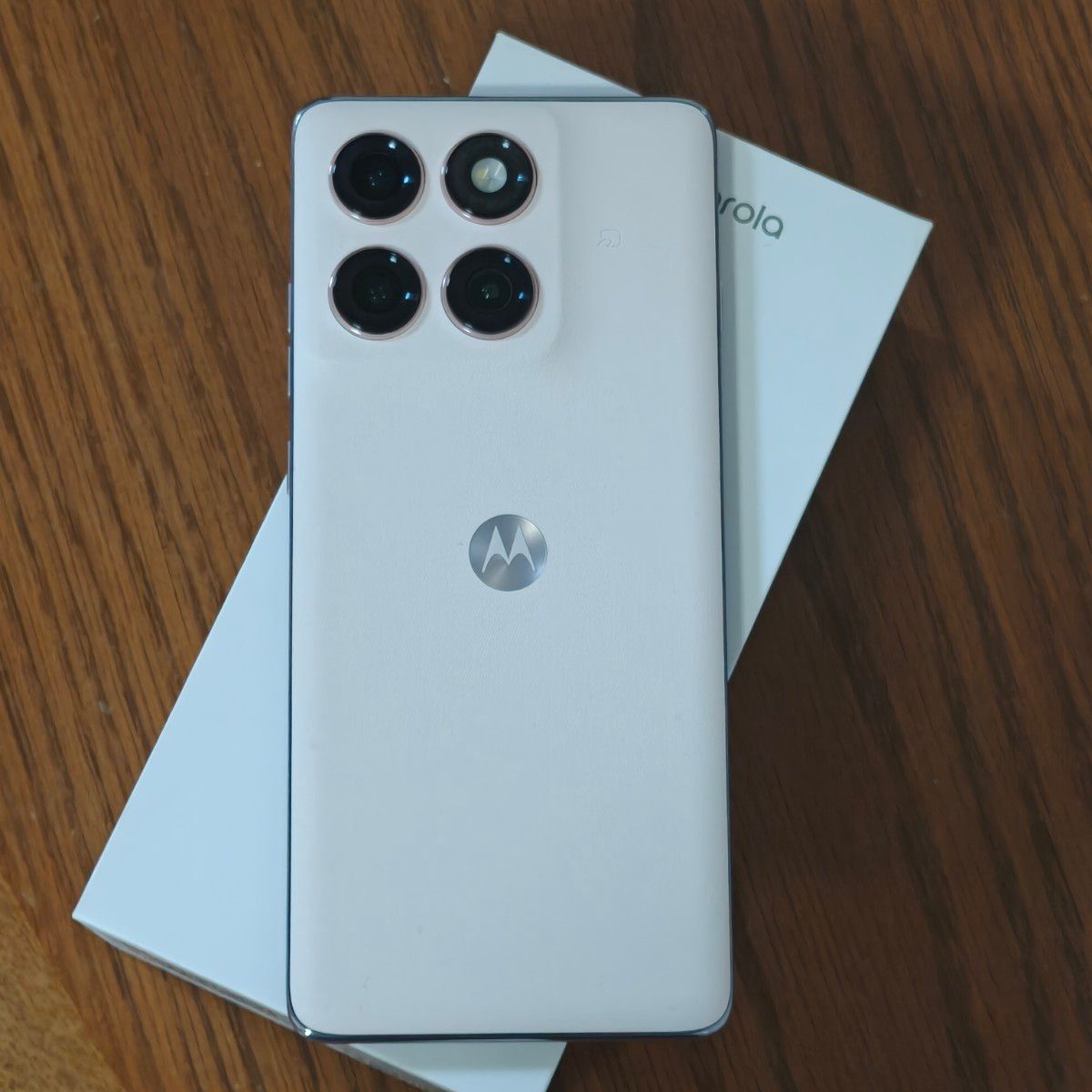 motorola edge 60 PRO カルサイトホワイト 12GB/256GB｜Yahoo!フリマ