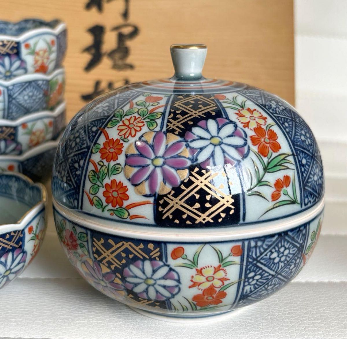 有田焼 胡窯 小鉢揃 5枚セット 蓋物 金彩古伊万里 菊紋 色絵 輪花皿 菊