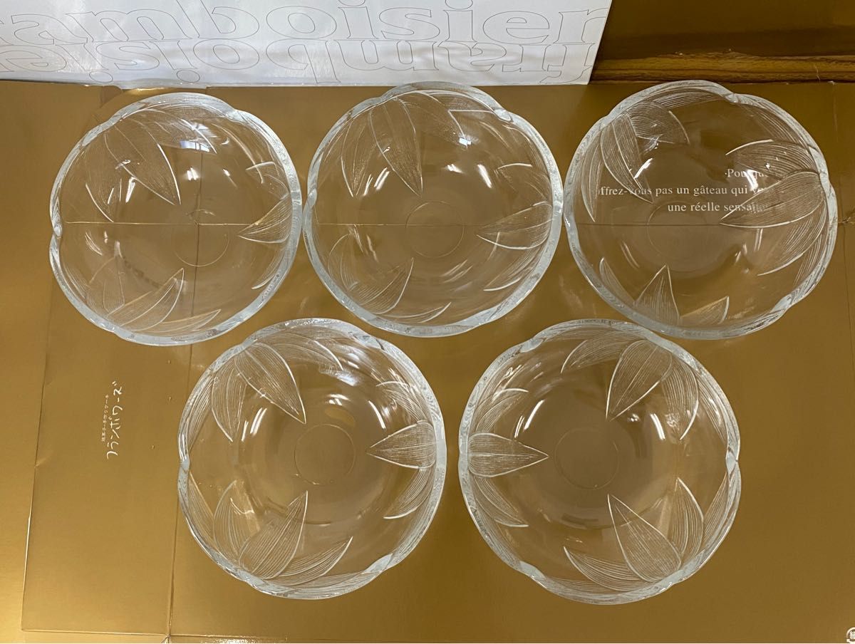 新品未使用】5枚セット 笹小鉢 ガラス皿 食器 クリアガラス皿 昭和