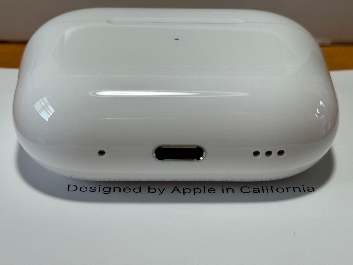 AirPods Pro 第2世代 MagSafe充電ケース(USB-C)付き MTJV3J/A