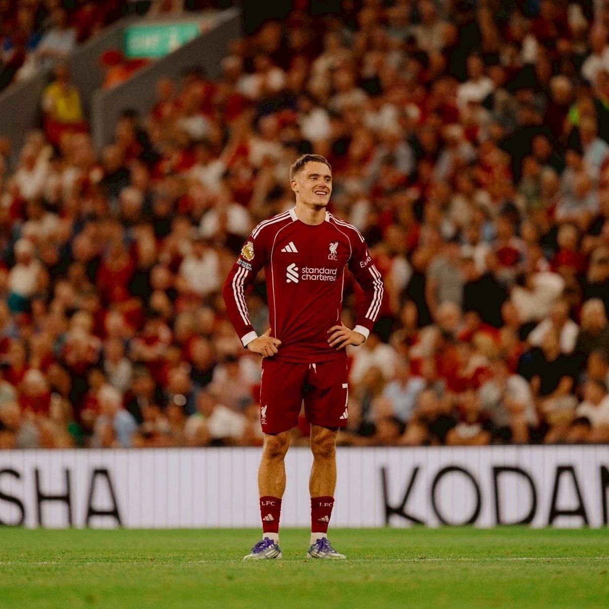 リバプール 25/26 ユニフォーム ホーム 長袖 正規品 フルパッチ